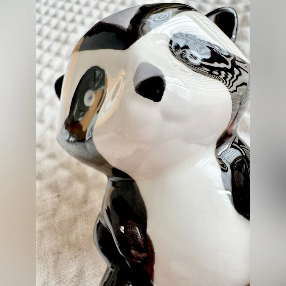 New Ceramic Raccoon Pen Holder Trinket Storage Planter Figurine Decoration 3.25”